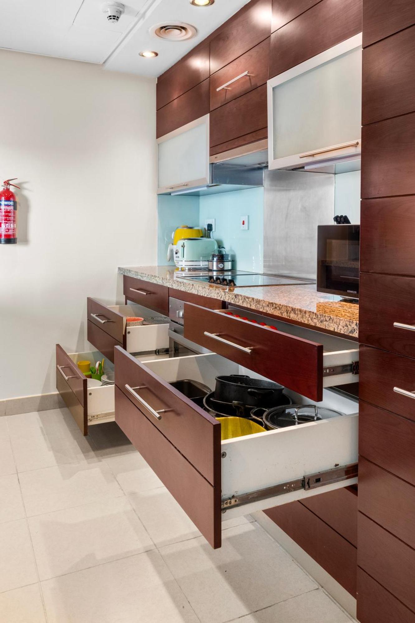Stylish 1 Bedroom - Burj Khalifa View- 5Mn Walk To Dubai Mall-Apartment In Burj Views Tower