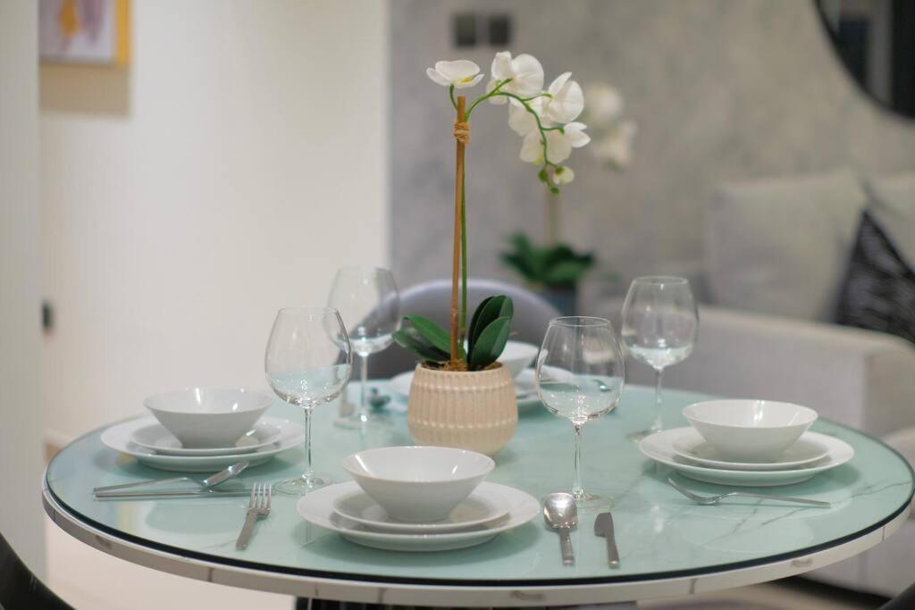 Apartment Opera - Luxury 2 Bedroom - Near Burj Khalifa Dubai