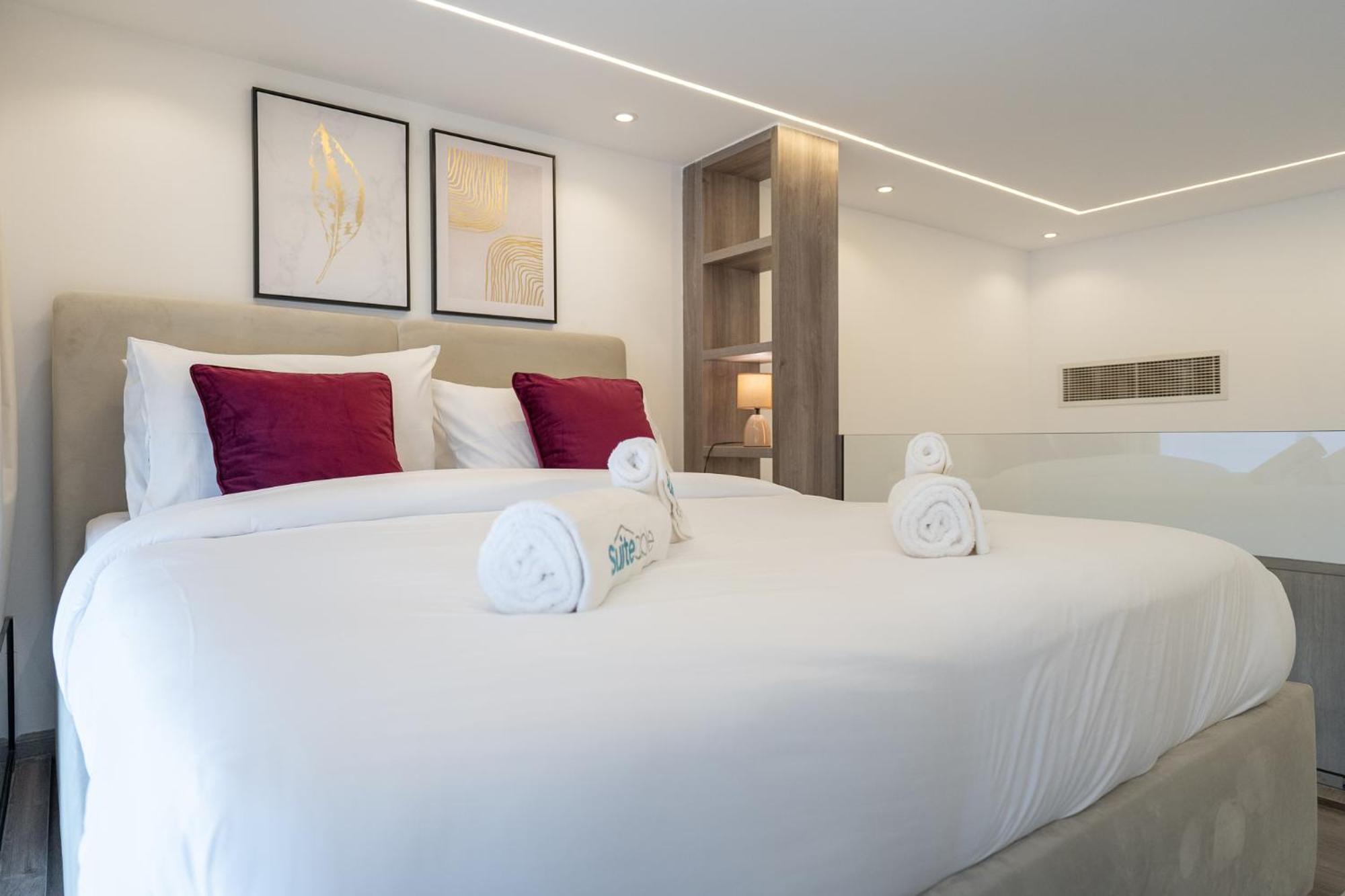 Trendy Loft In Oxford Terrace Jvc *