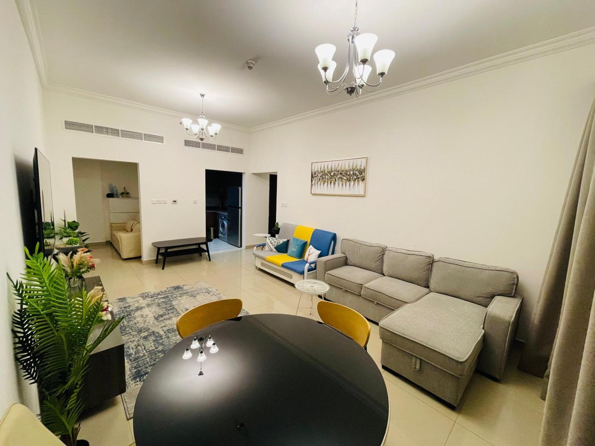 Stylish Fairview In Business Bay Canal View Marasi Drive Apartment Dubai