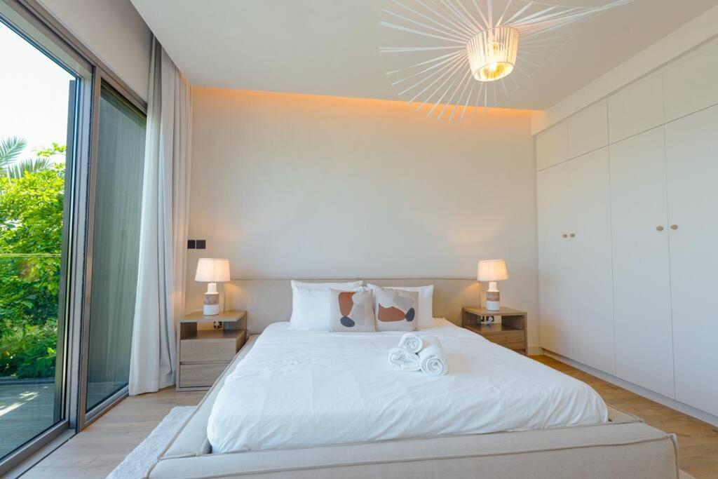 Hills - Modern 5 Bedroom Expansive By Tlre Homes * Dubai