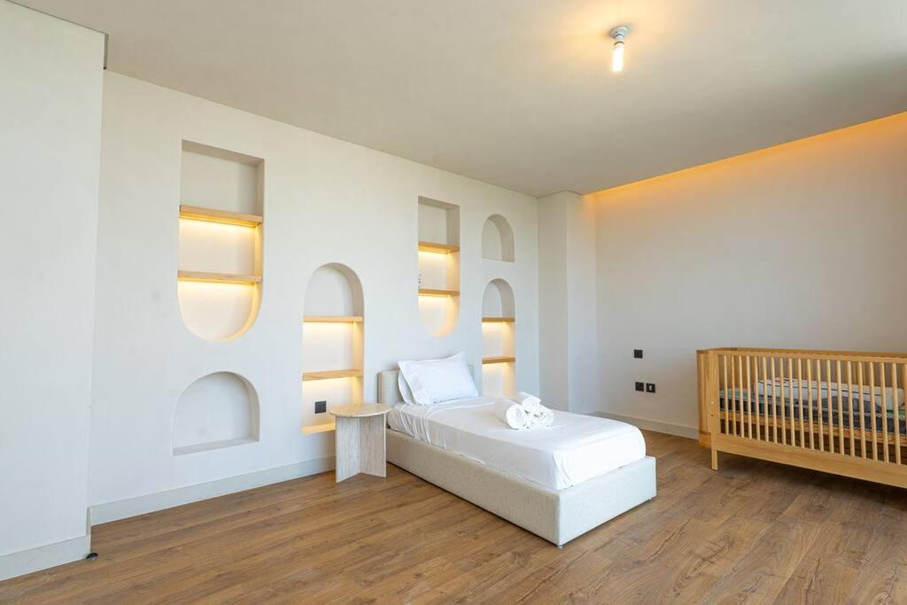 Apartment Hills - Modern 5 Bedroom Expansive By Tlre Homes Dubai
