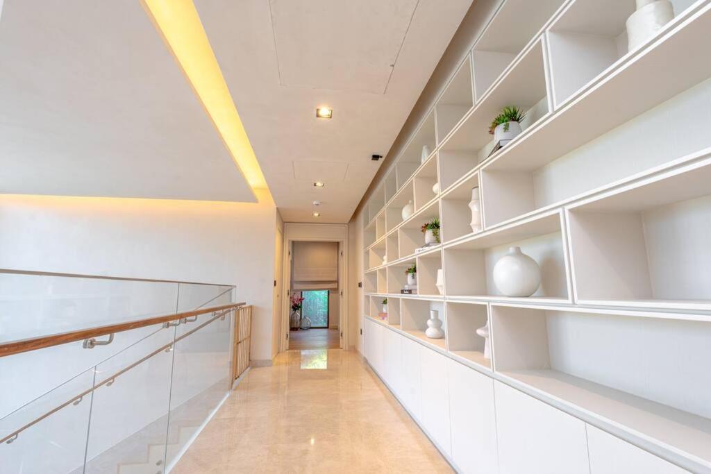 Hills - Modern 5 Bedroom Expansive By Tlre Homes Apartment Dubai