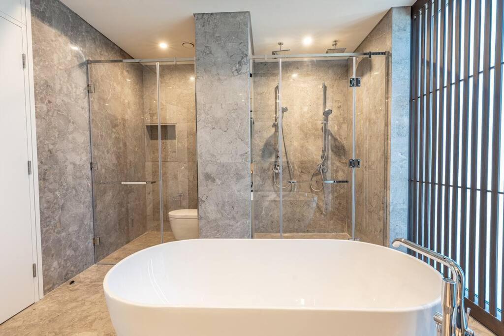 Apartment Hills - Modern 5 Bedroom Expansive By Tlre Homes Dubai