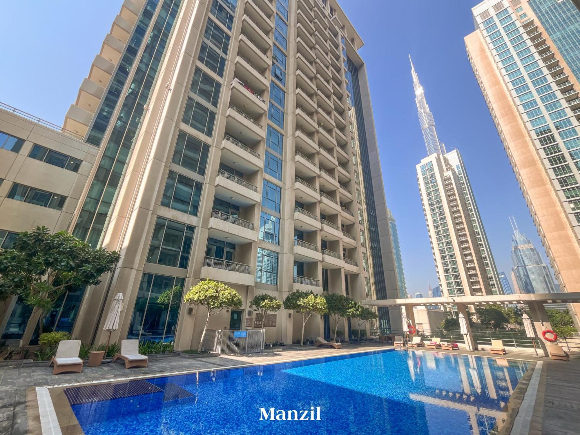 Stylish 2br With Burj Khalifa View Near Mall *