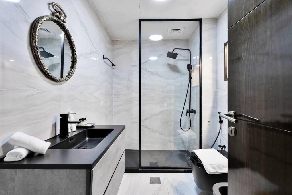 Apartment First Class 2br Torch Luxury Haven *