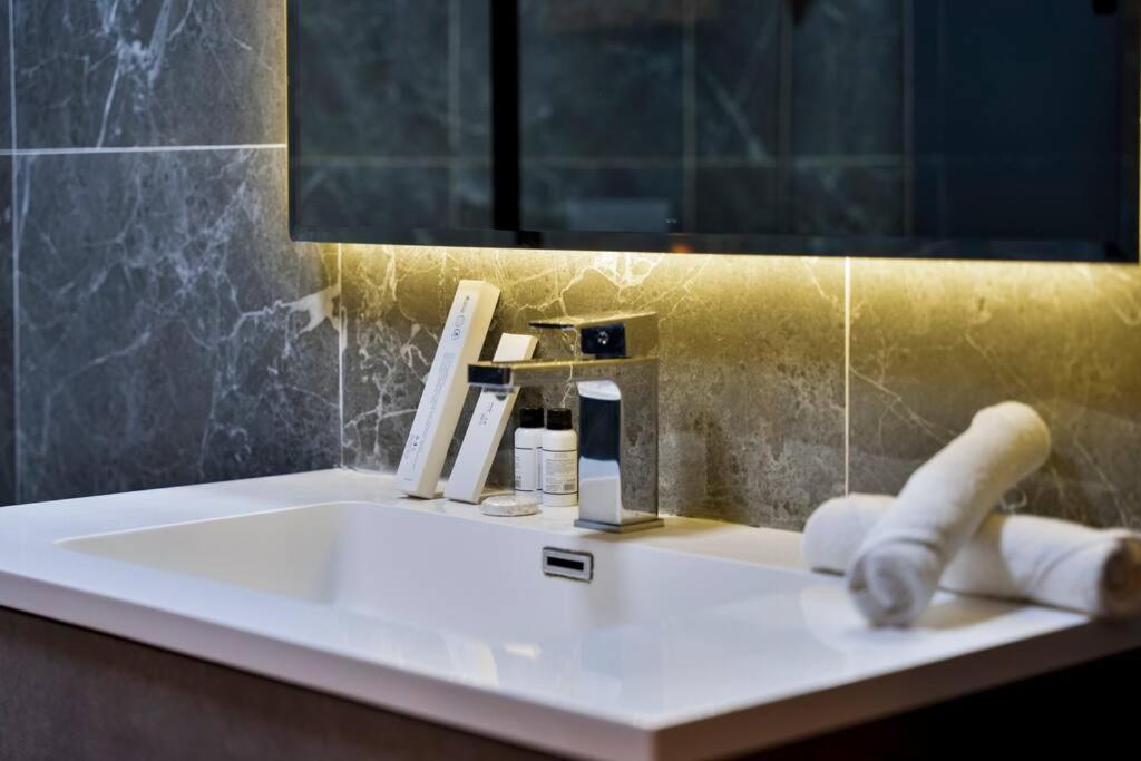 First Class 2br Torch Luxury Haven Apartment Dubai