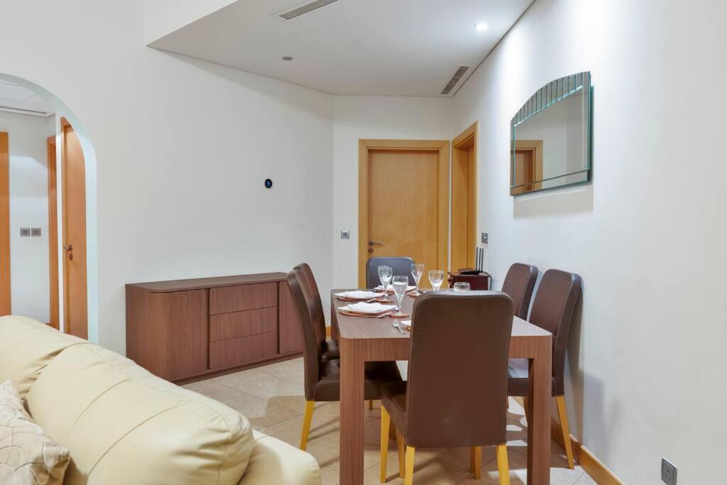 First Class 2br Cozy Beachfront Escape Apartment