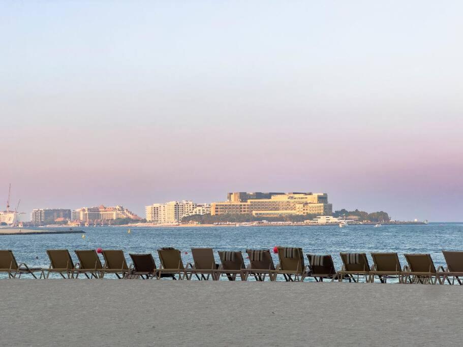 First Class 2br Cozy Beachfront Escape Apartment Dubai