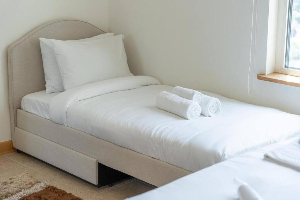 First Class 2br Cozy Beachfront Escape Apartment Dubai