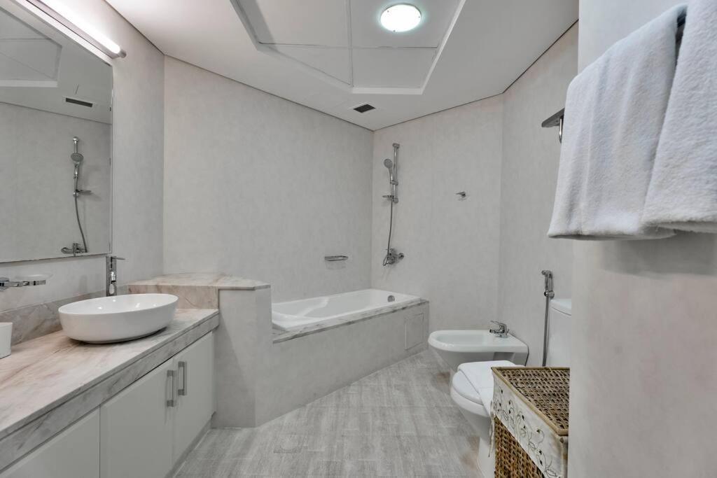 First Class 2br Cozy Beachfront Escape Apartment