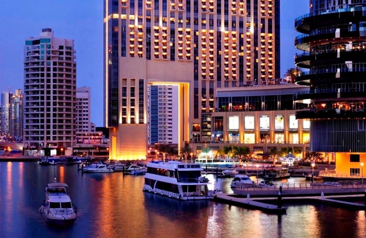 Address Marina Mall Suites - Full Marina Views, Balcony, Kitchen & Parking Apartment