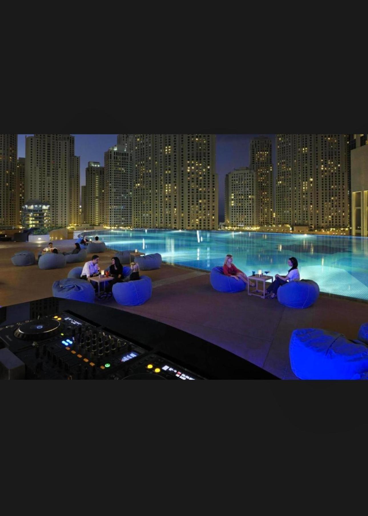 Address Marina Mall Suites - Full Marina Views, Balcony, Kitchen & Parking Apartment