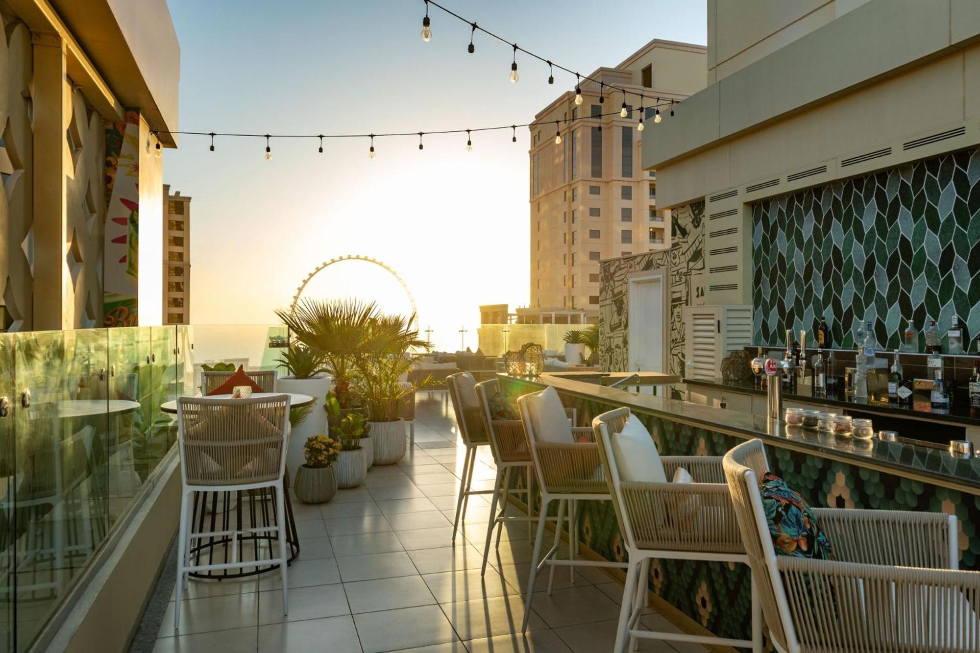 Hotel Delta By Marriott Jumeirah Beach, 4*