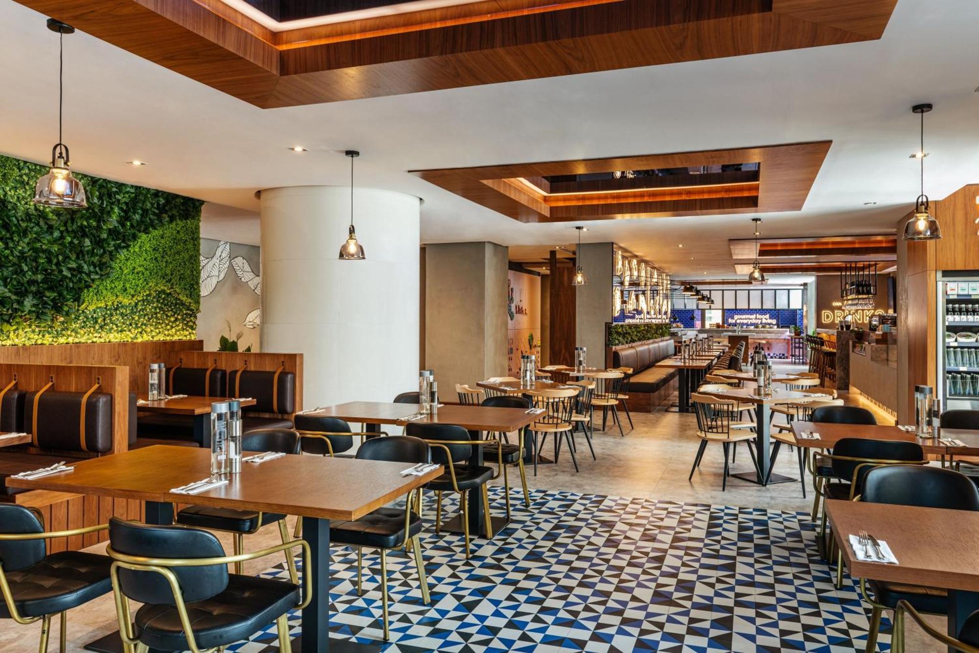 Delta By Marriott Jumeirah Beach, Hotel 4*