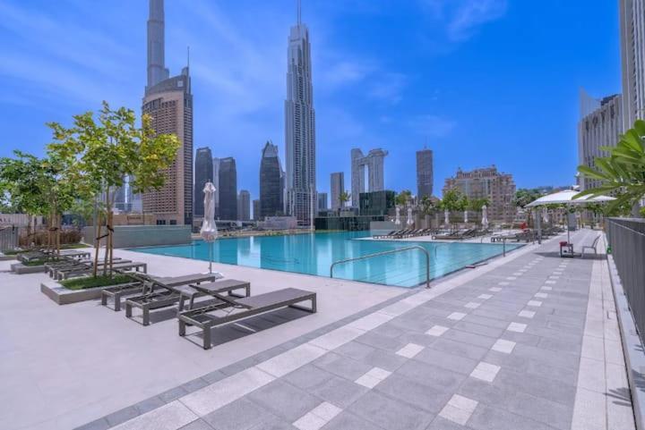 Vogue Downtown Views Ll - Burj Khalifa View Near Mall Apartment