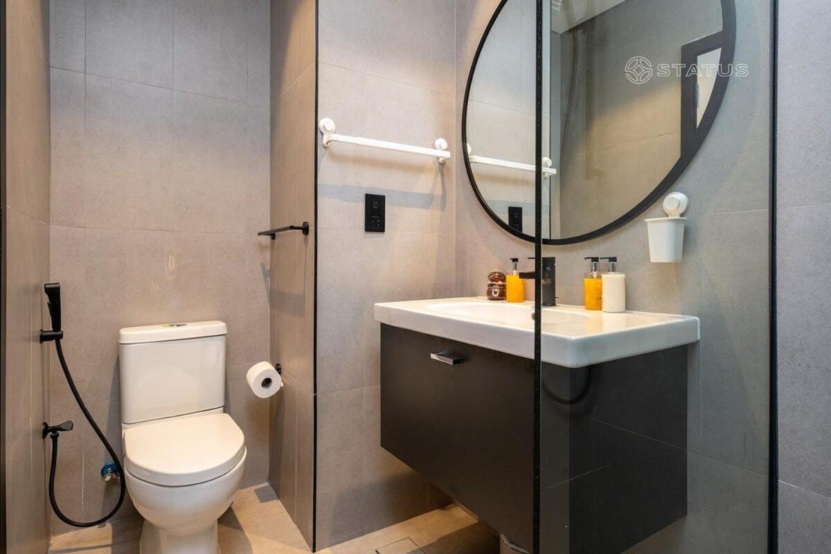 Apartment 2br-bd-15ns Burj Khalifa Canal Views Dubai