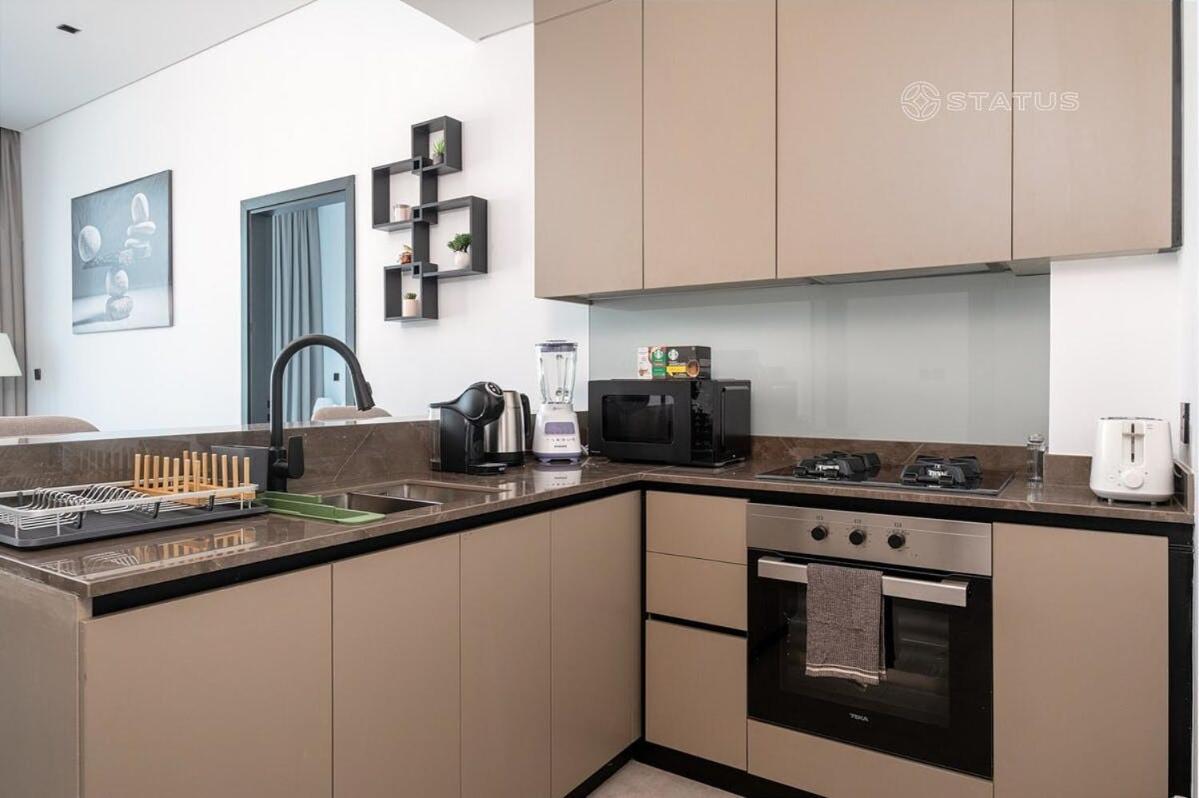 2br-bd-15ns Burj Khalifa Canal Views Dubai