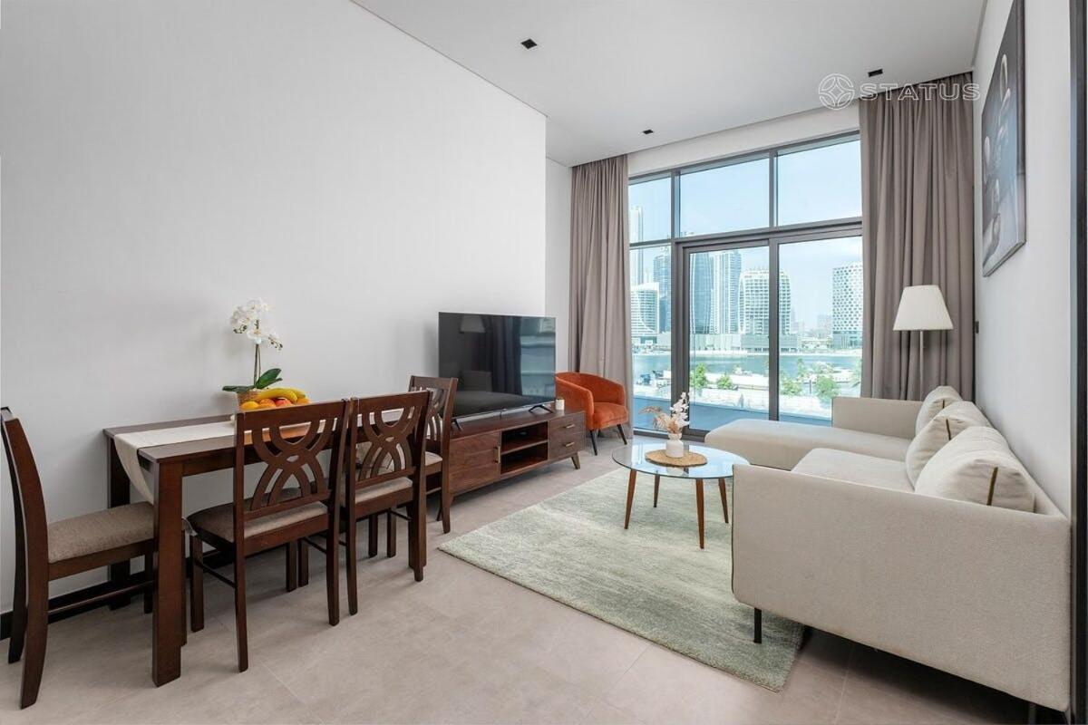 2br-bd-15ns Burj Khalifa Canal Views