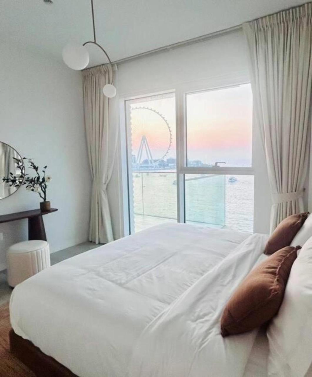 La Vie - 2 Bedroom Beachfront Full Sea View In Jbr Apartment