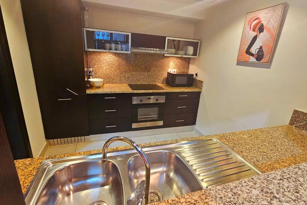 Marina View 1-bedroom Apartment Dubai