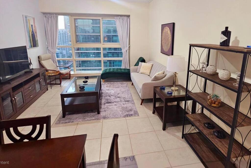 Apartment Marina View 1-bedroom *