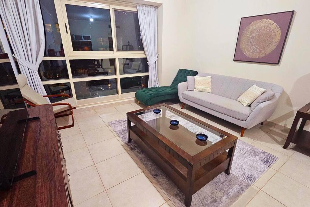 Apartment Marina View 1-bedroom *