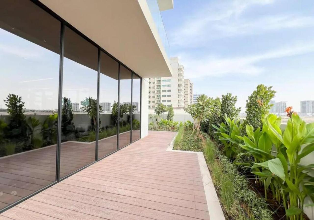 Apartment New Luxury Near Marina-4min Walk From Metro *