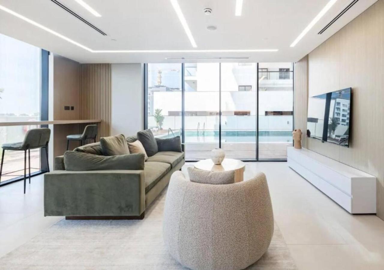 New Luxury Near Marina-4min Walk From Metro Apartment *