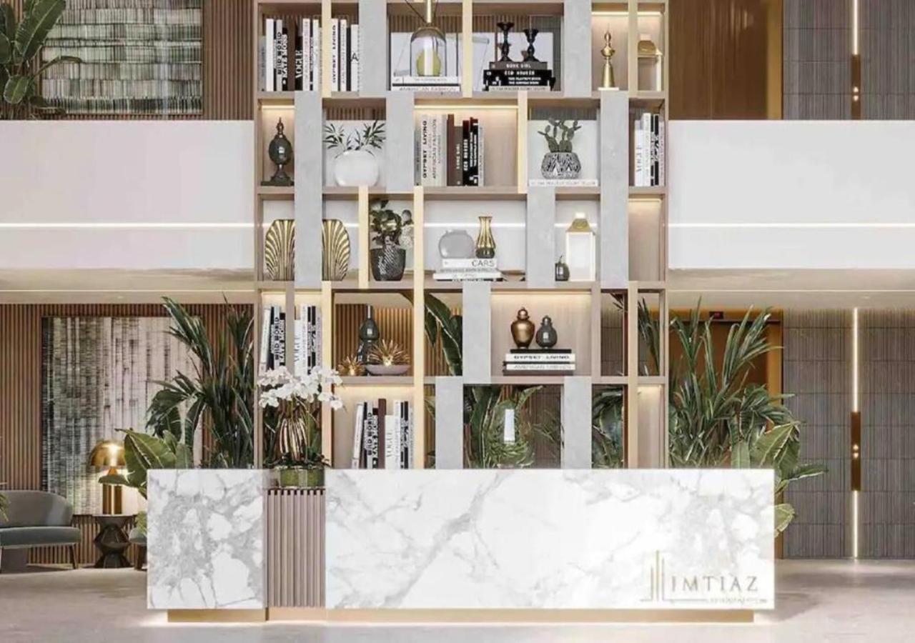 New Luxury Near Marina-4min Walk From Metro Dubai
