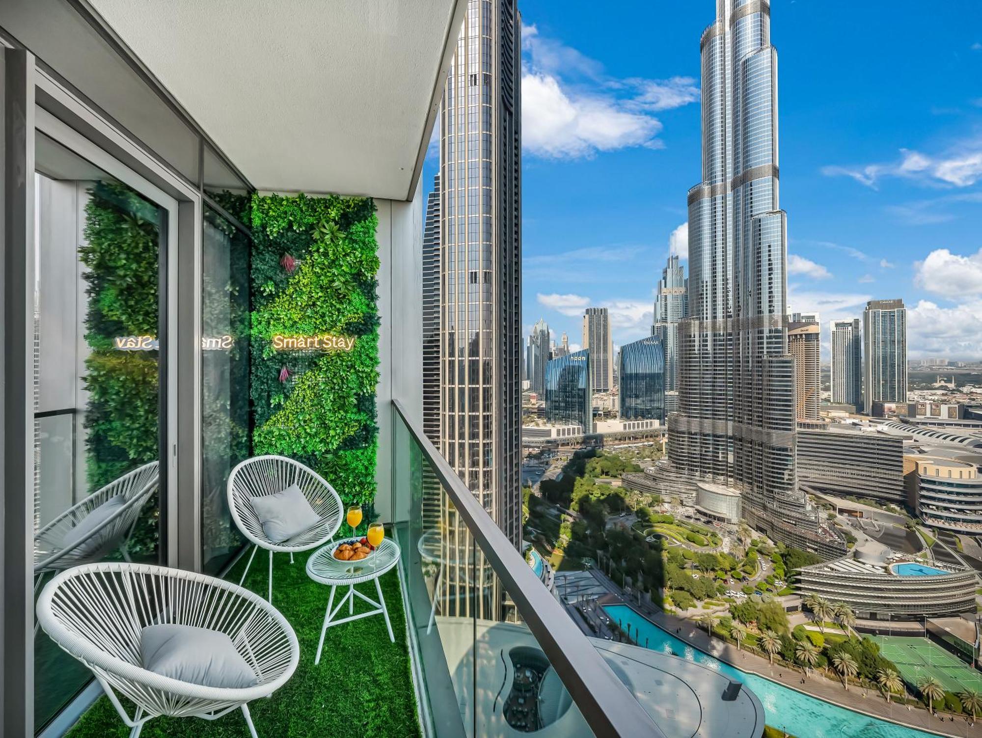 Smartstay At Grande Signature - Burj Khalifa View - 5 Min Mall - Downtown - Brand New Luxury Apartment *
