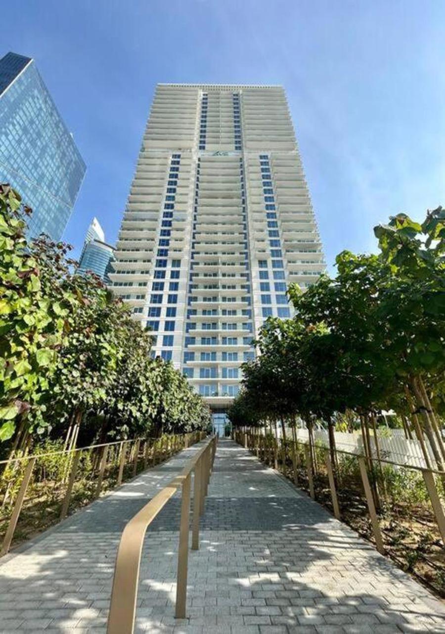 La Vie - 2 Bedroom Beachfront Full Sea View In Jbr
