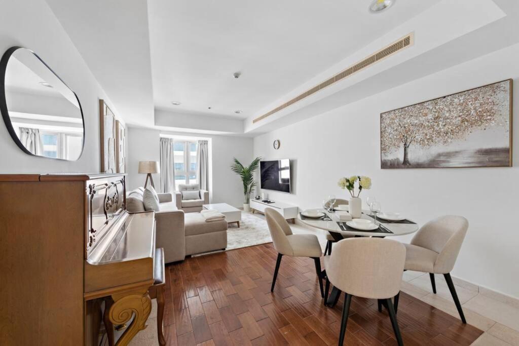 Cozy 1-bedroom In Princess Tower Apartment *