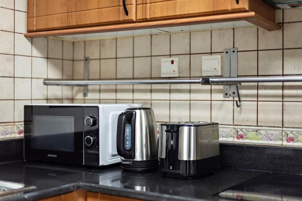 Cozy 1-bedroom In Princess Tower Apartment *