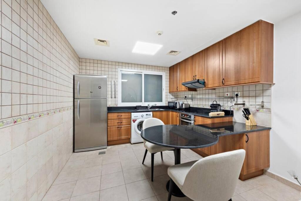Cozy 1-bedroom In Princess Tower * Dubai
