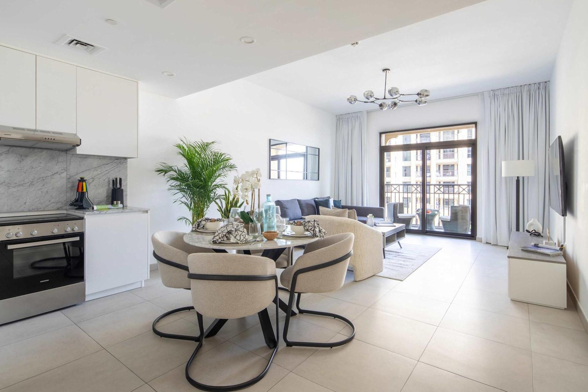 Frank Porter - Lamtara 3 Apartment