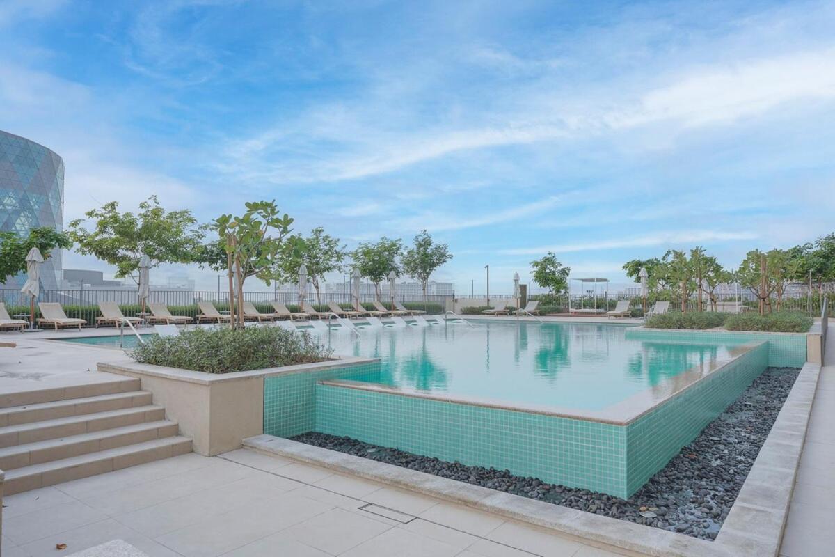 Prestigious 2-bedroom Near To Golf Club At Collective Tower In Hills Apartment