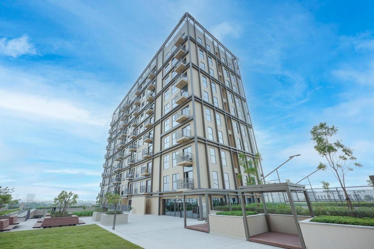 Prestigious 2-bedroom Near To Golf Club At Collective Tower In Hills Dubai