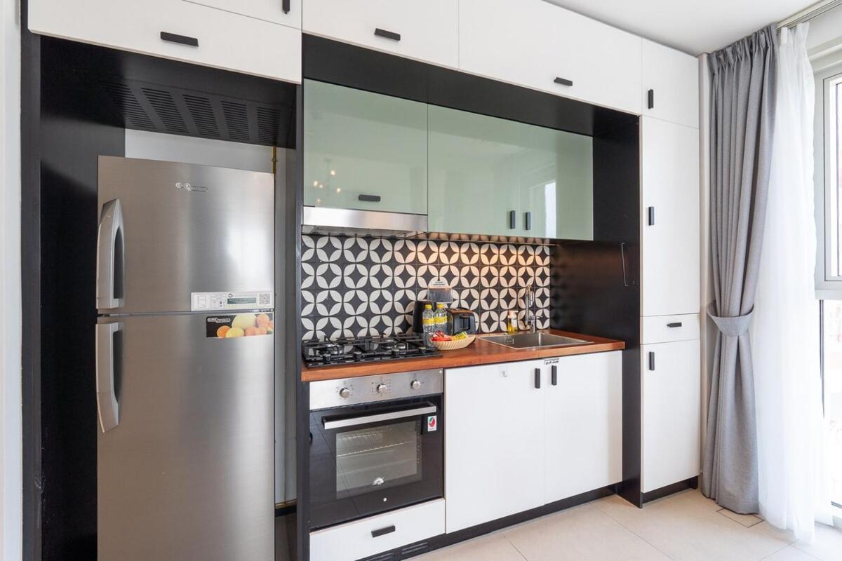 Apartment Prestigious 2-bedroom Near To Golf Club At Collective Tower In Hills Dubai