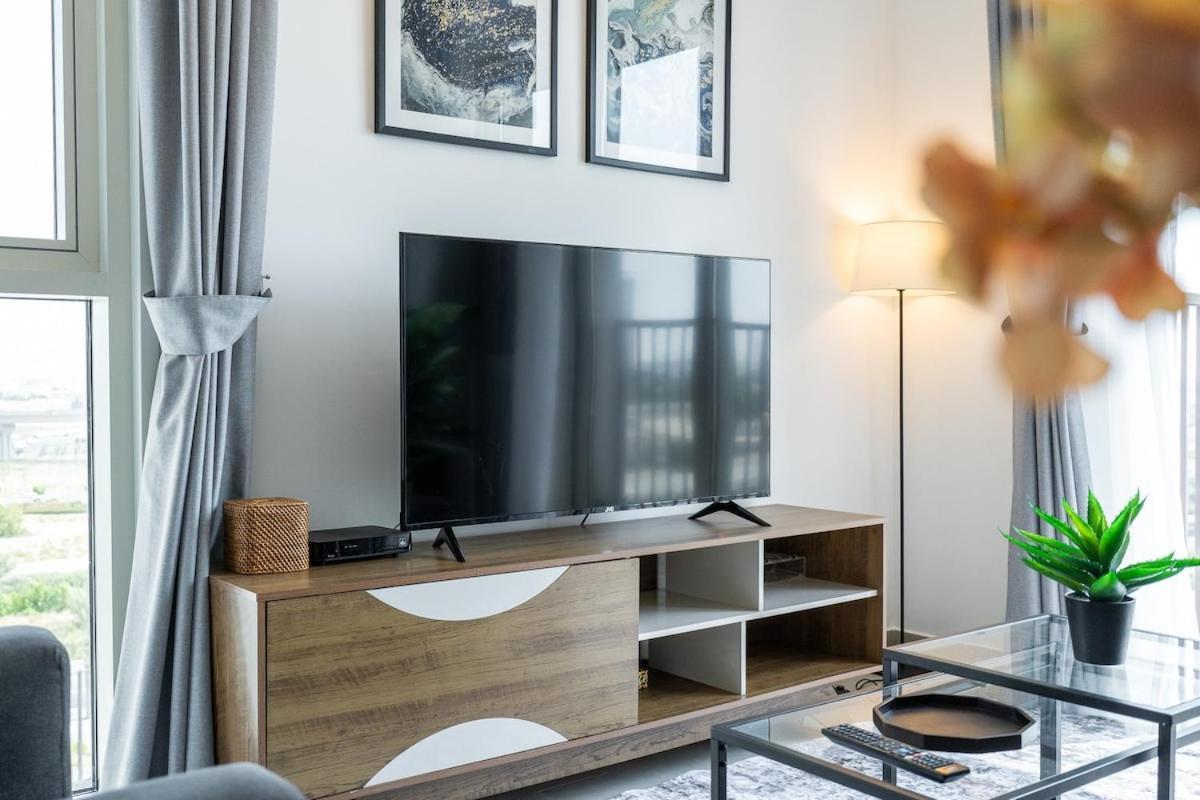 Prestigious 2-bedroom Near To Golf Club At Collective Tower In Hills