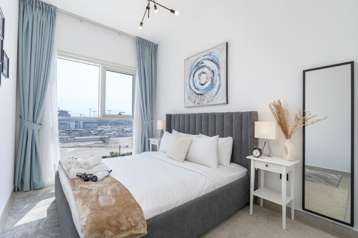 Prestigious 2-bedroom Near To Golf Club At Collective Tower In Hills Dubai