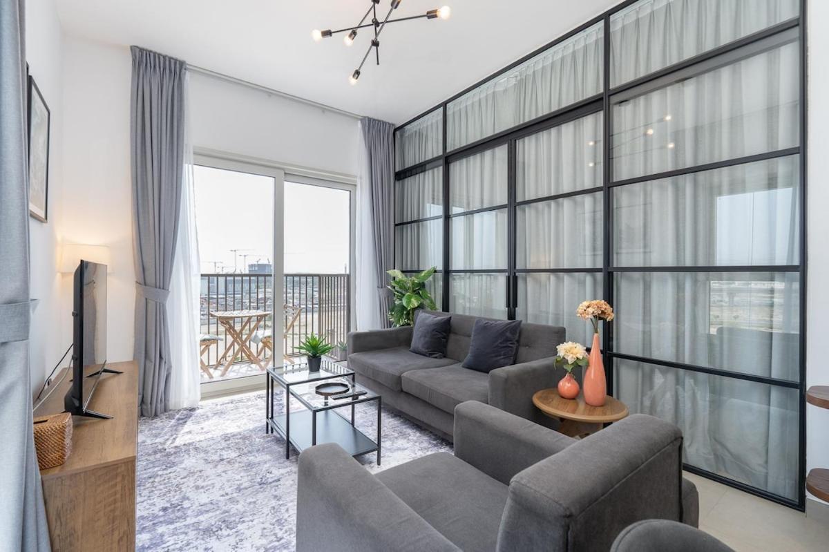 Prestigious 2-bedroom Near To Golf Club At Collective Tower In Hills Apartment