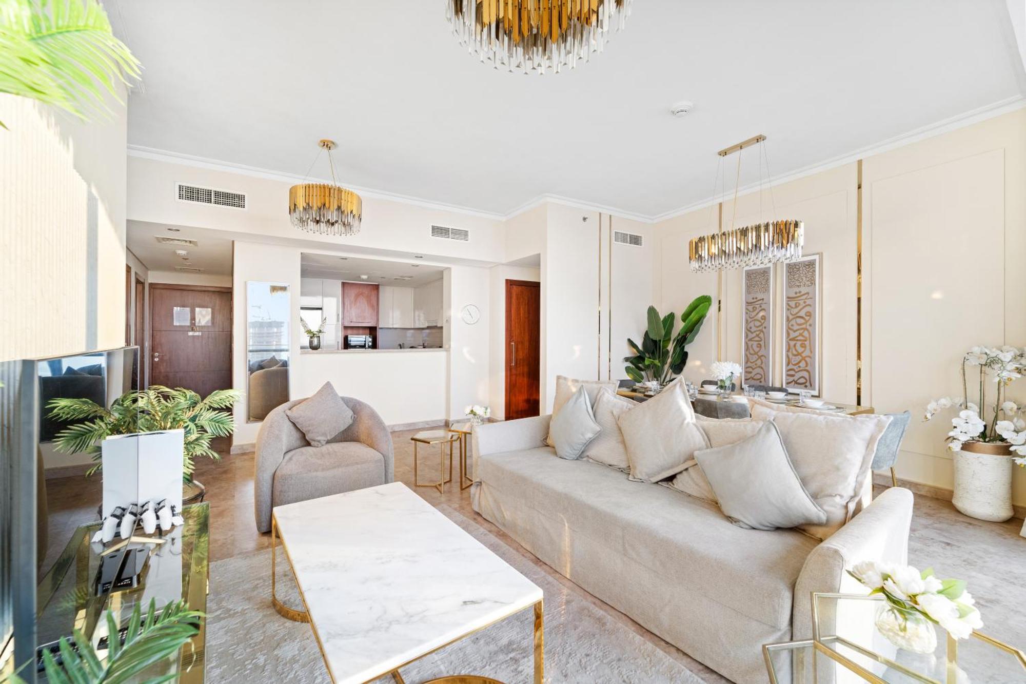 First Class 2br With Full Skyline & Sea View Apartment Dubai