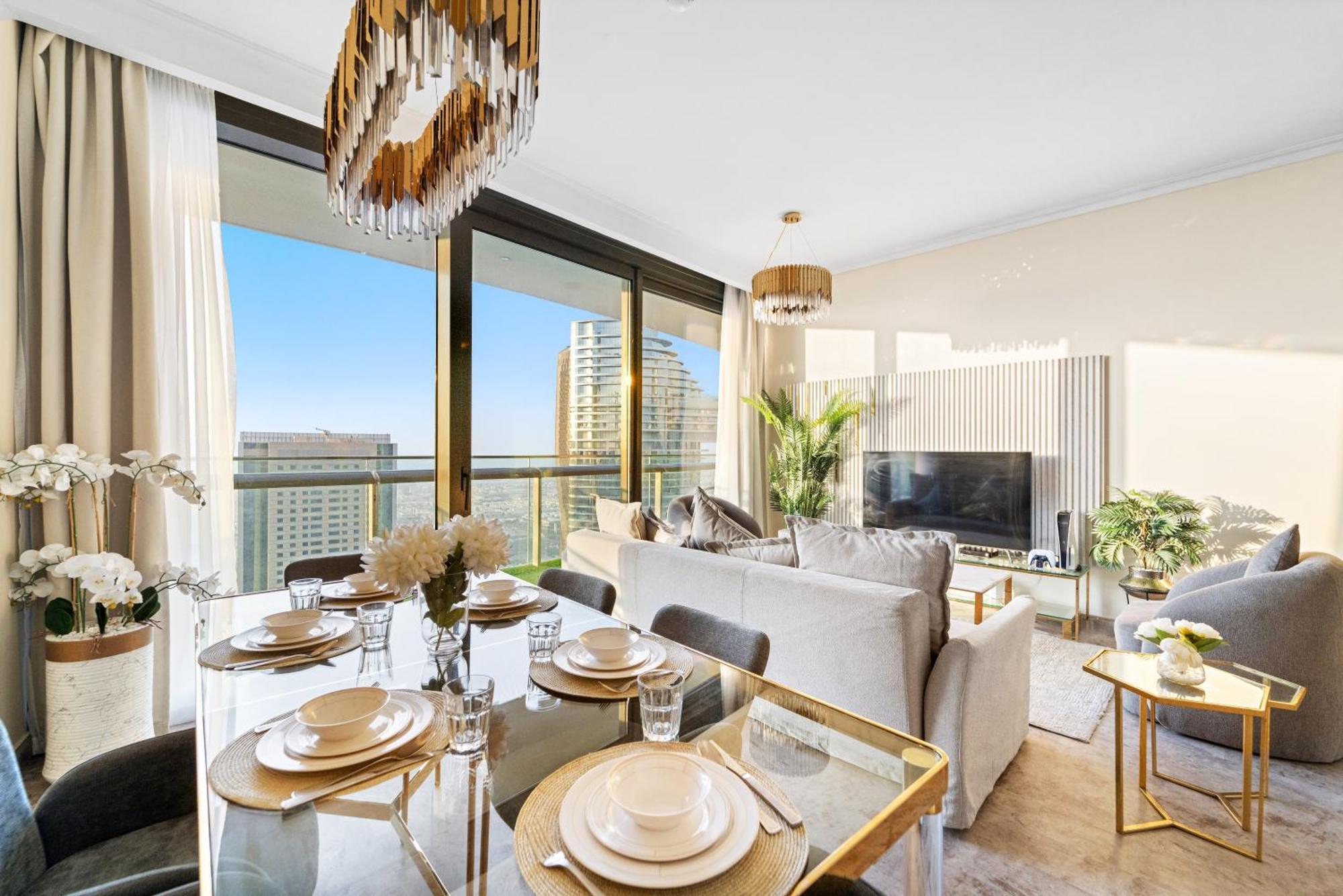 First Class 2br With Full Skyline & Sea View Apartment