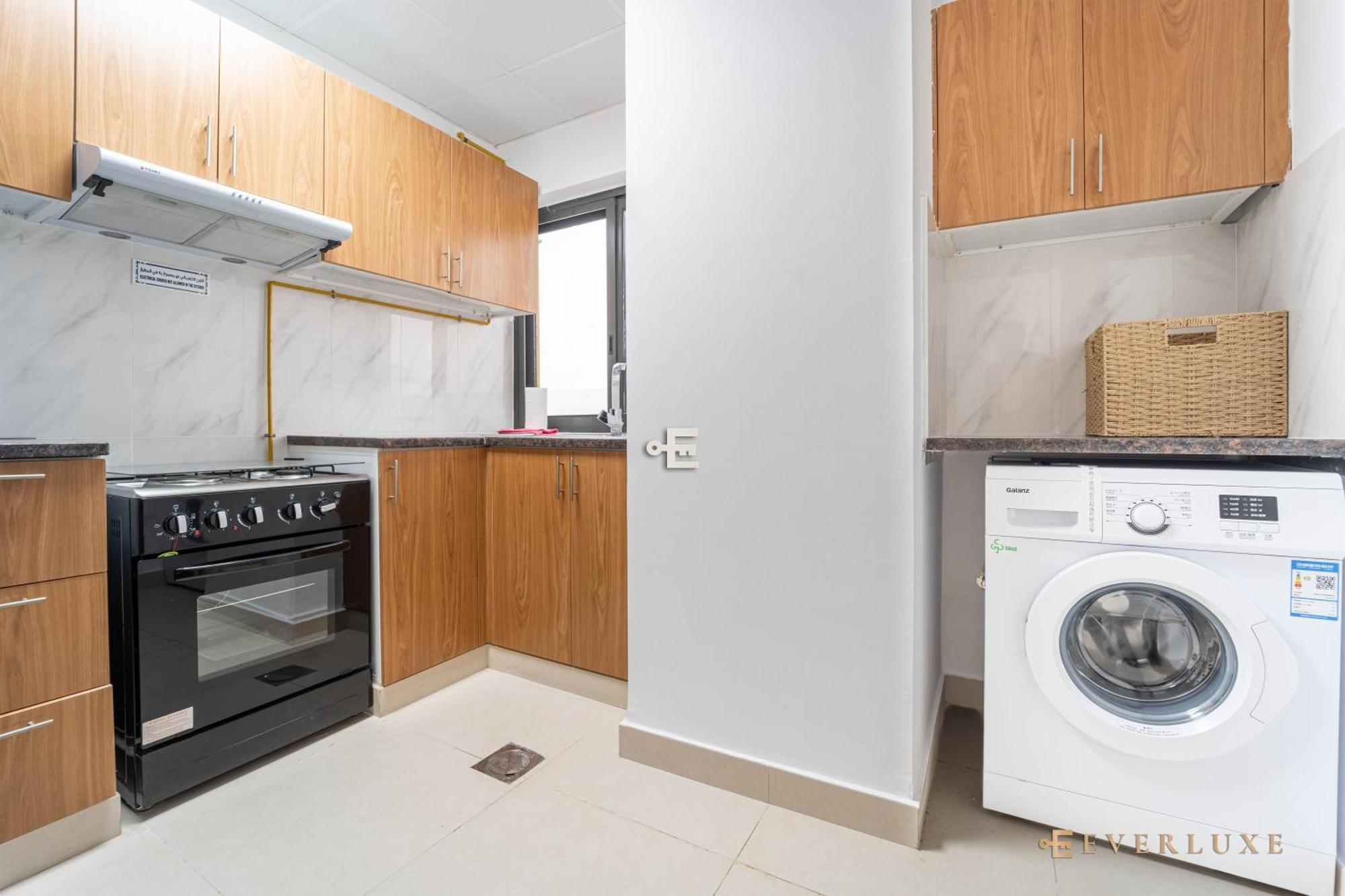 Apartment Everluxe 2-bed Apt In Al Karama With Terrace Dubai