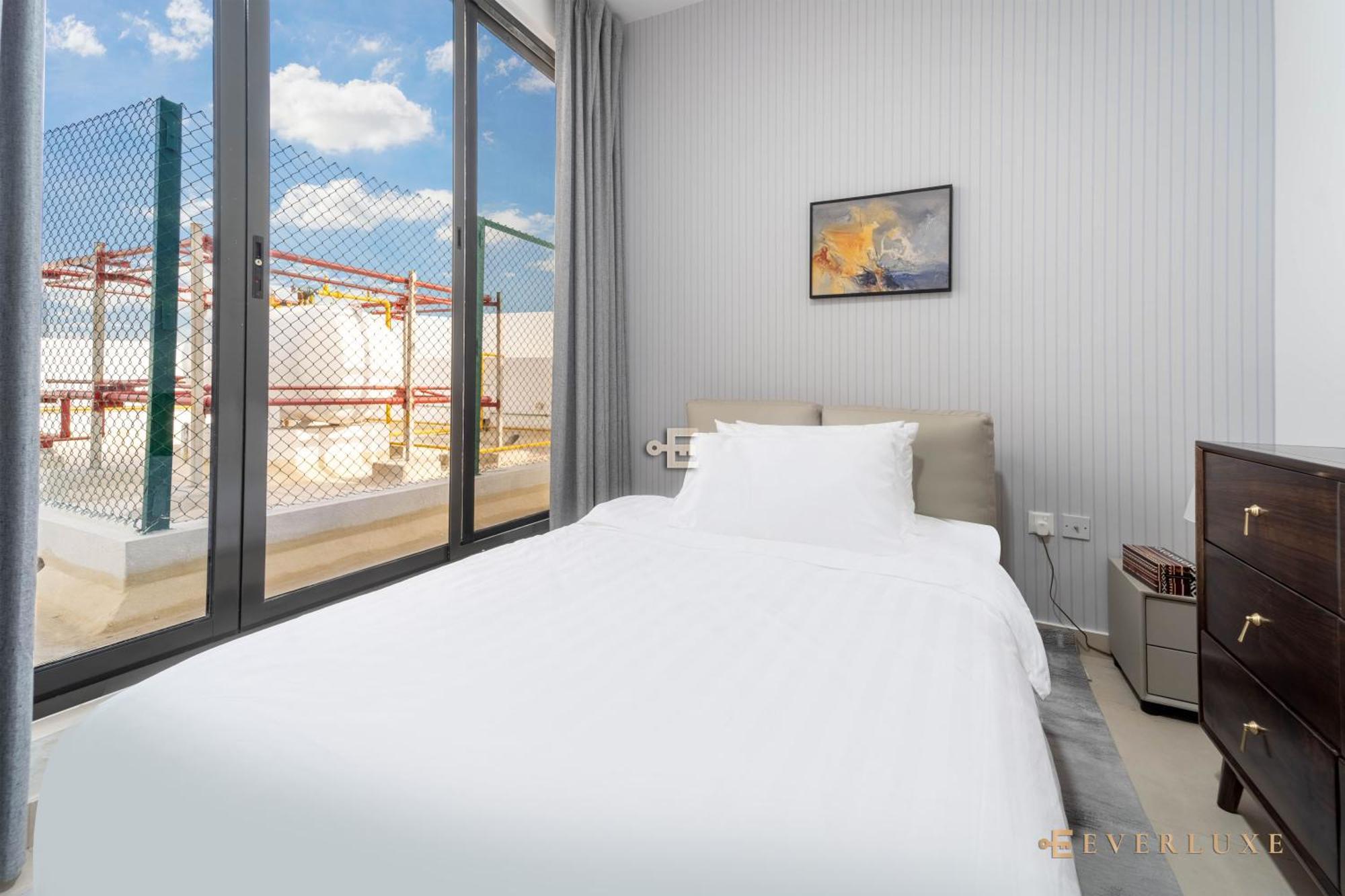 Everluxe 2-bed Apt In Al Karama With Terrace Apartment