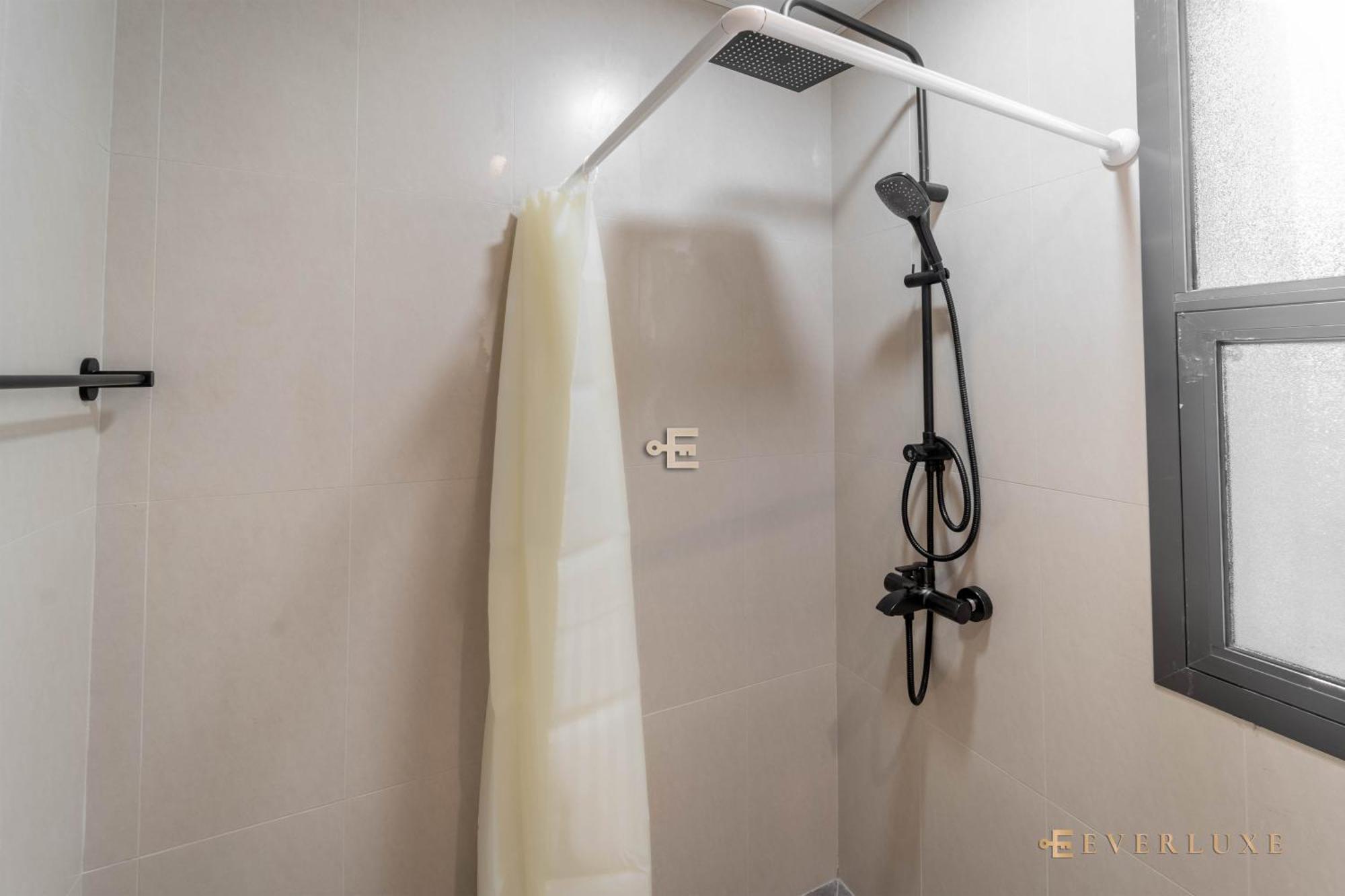 Everluxe 2-bed Apt In Al Karama With Terrace Apartment *