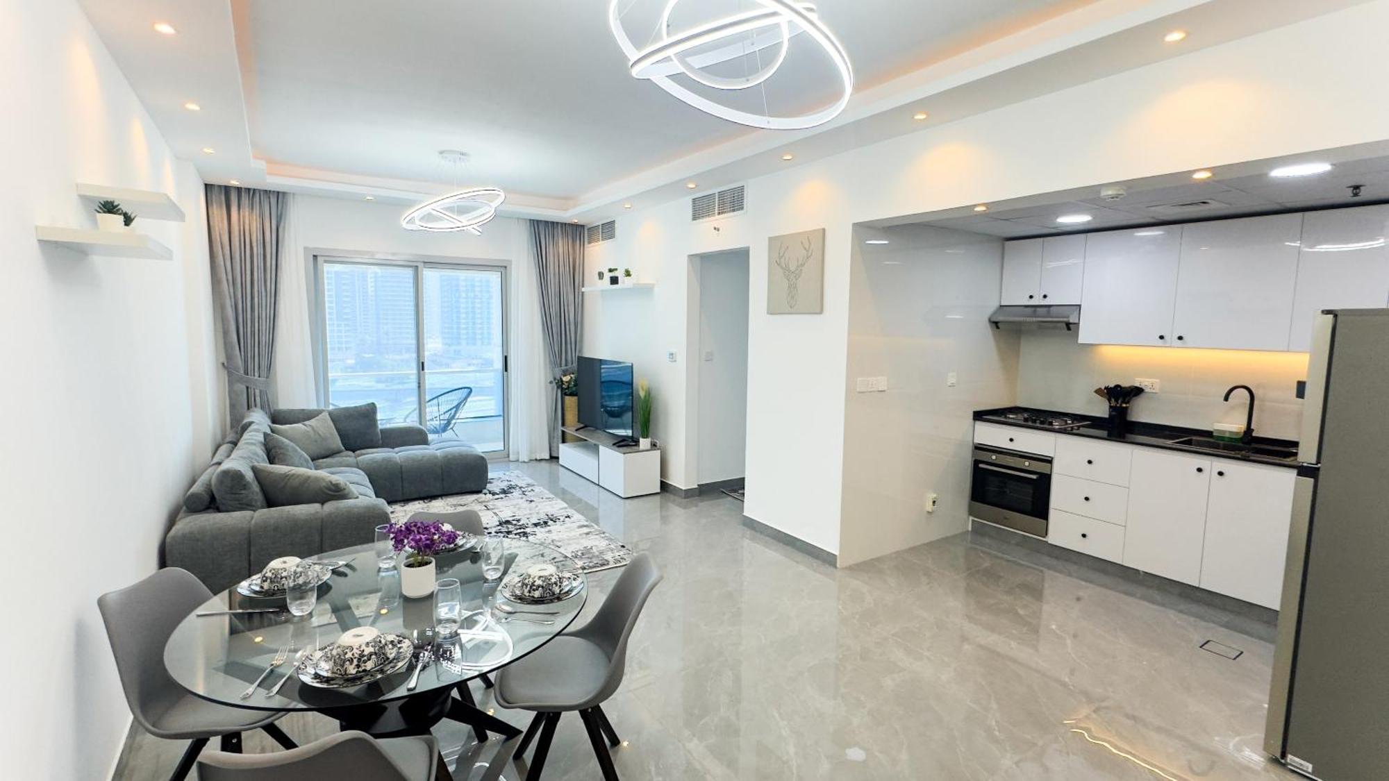 Apartment Marina- Cozy 2bhk Dubai