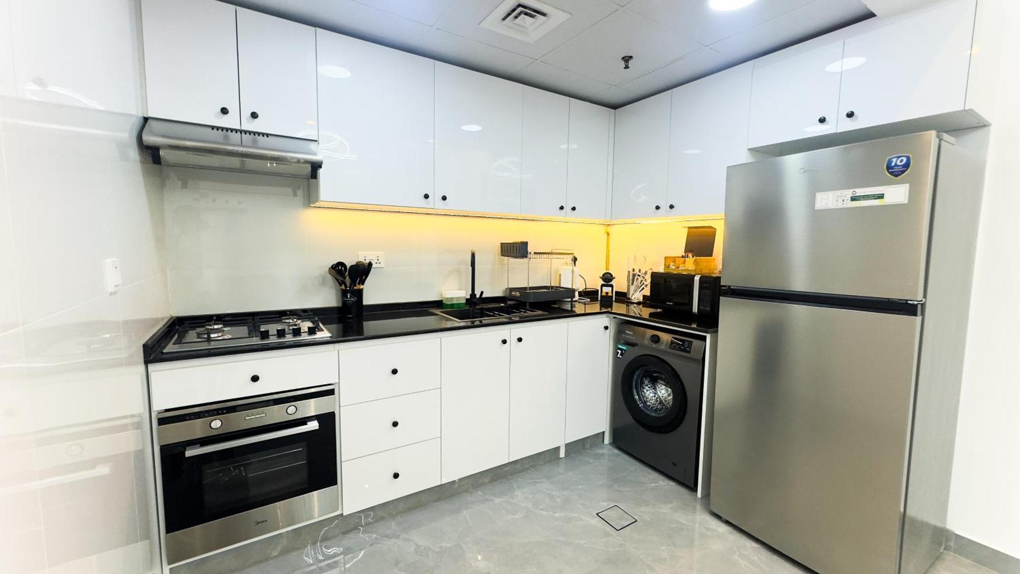 Marina- Cozy 2bhk Dubai
