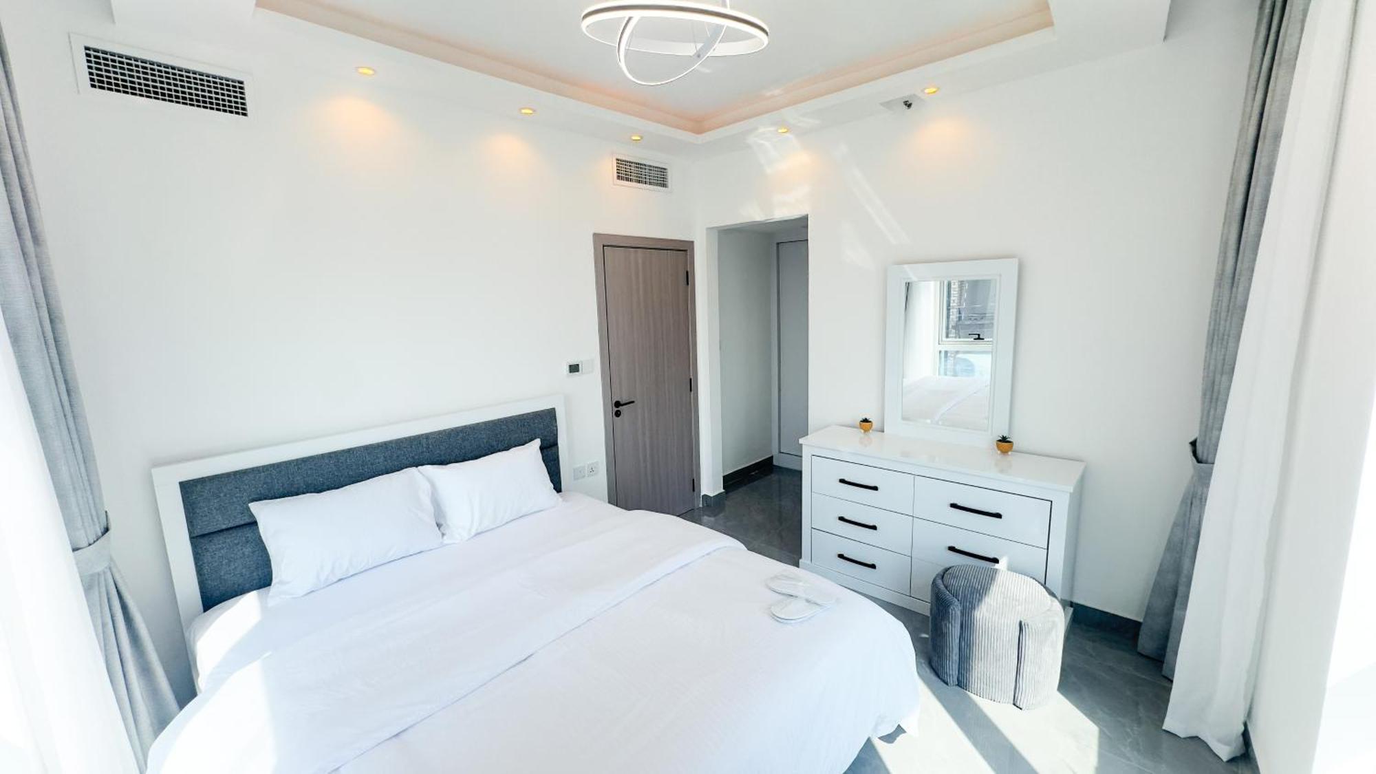 Apartment Marina- Cozy 2bhk Dubai